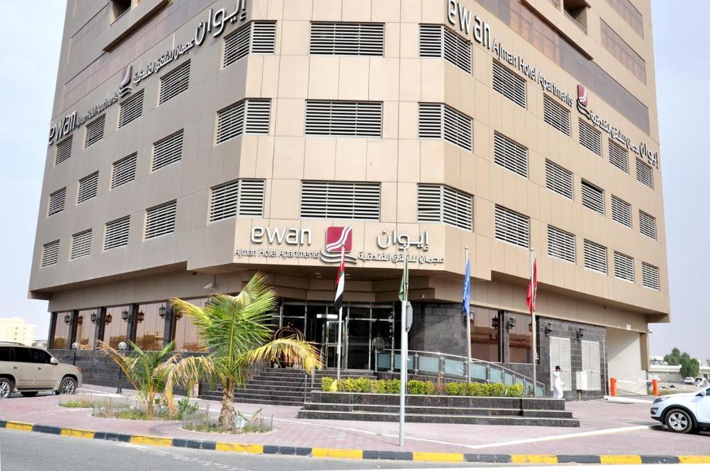 Ewan Ajman Suites Hotel Extérieur photo