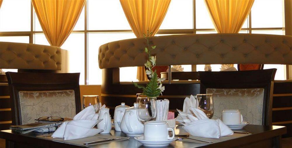 Ewan Ajman Suites Hotel Extérieur photo