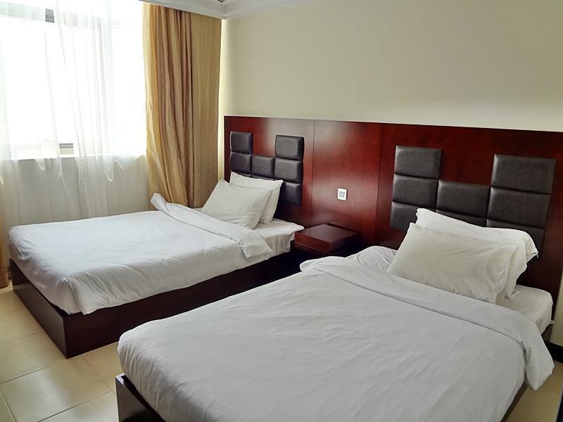 Ewan Ajman Suites Hotel Extérieur photo