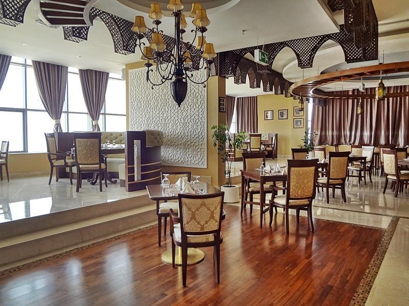 Ewan Ajman Suites Hotel Extérieur photo