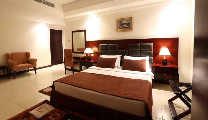 Ewan Ajman Suites Hotel Extérieur photo