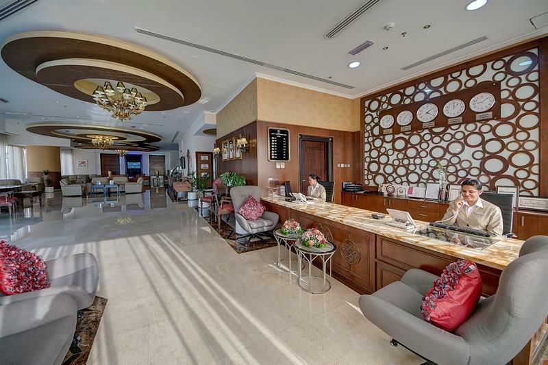 Ewan Ajman Suites Hotel Extérieur photo